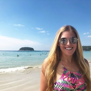 Meet your Posher, Emily